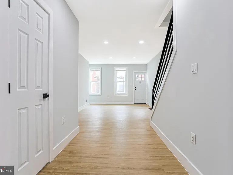 1220 N Ringgold St — Photo 3