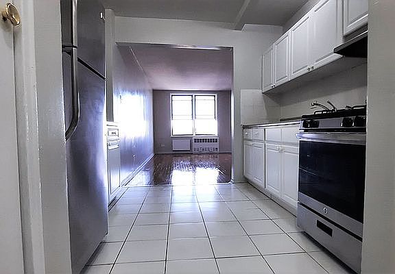 4th image of 514 Rockaway Pkwy #7D