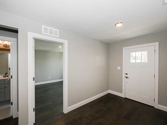 3rd image of 8019 Central Park Dr