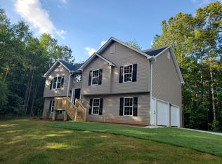 5481 Latham Manor Dr, Gainesville, GA 30506