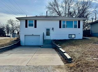 380 Birch St, Bennet, NE 68317