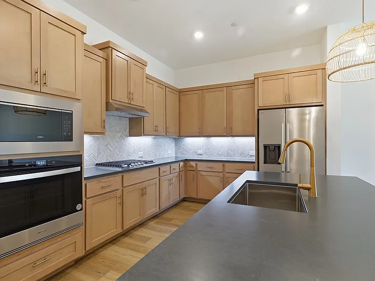 1264 Daybreak Dr — Photo 24