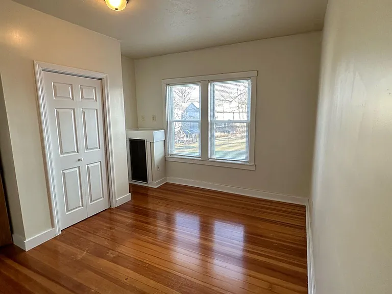 222 Clarendon St — Photo 24