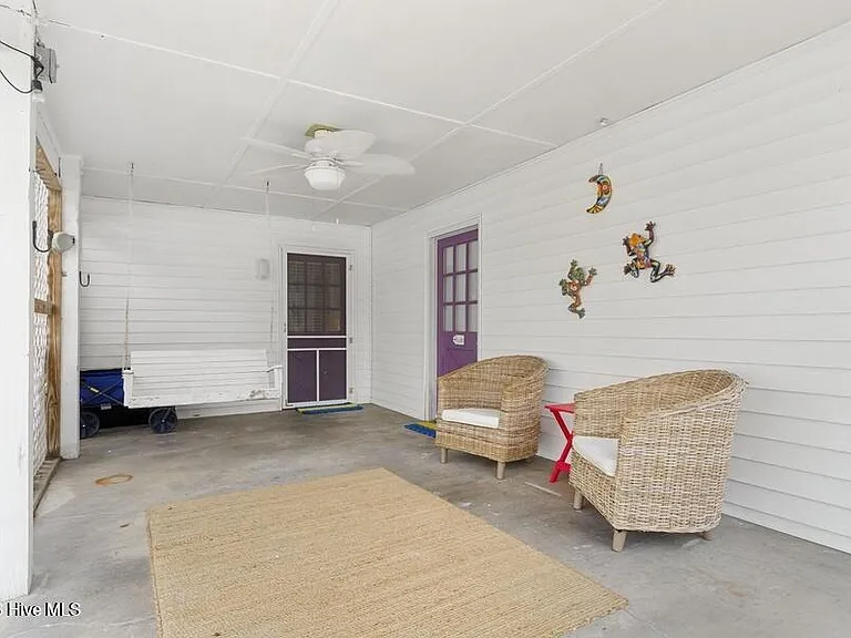 7403 Canal Ct #B — Photo 14