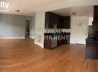1640 W Pratt Blvd #1A, Chicago, IL 60626