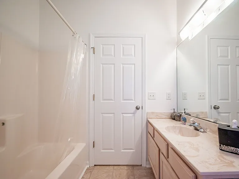 4100 Sand Piper Dr #4105 — Photo 9