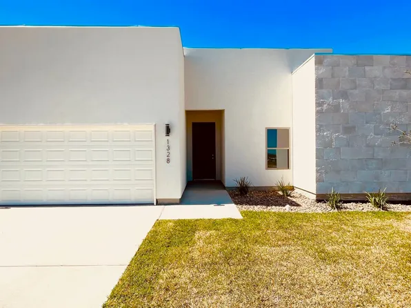 1328 El Caporal Dr, Laredo, TX 78043