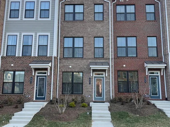 643 Belmont Bay Dr, Woodbridge, VA 22191