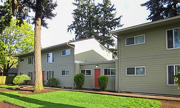 9305 SE Harold St — Photo 7
