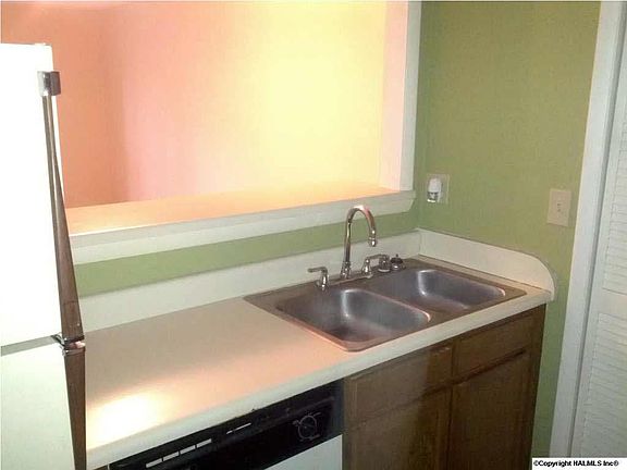 5th image of 4911 Seven Pine Cir