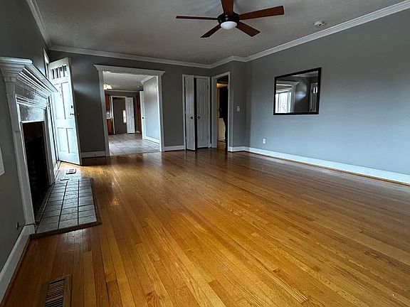 3rd image of 6705 Everett Rd
