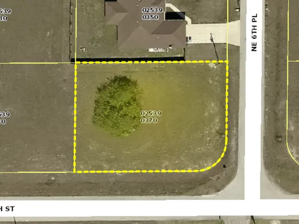 2002 NE 6th Pl, Cape Coral, FL 33909