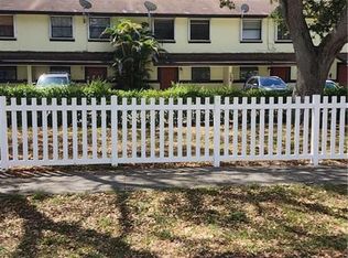 949 SW 8th St, Hallandale, FL 33009