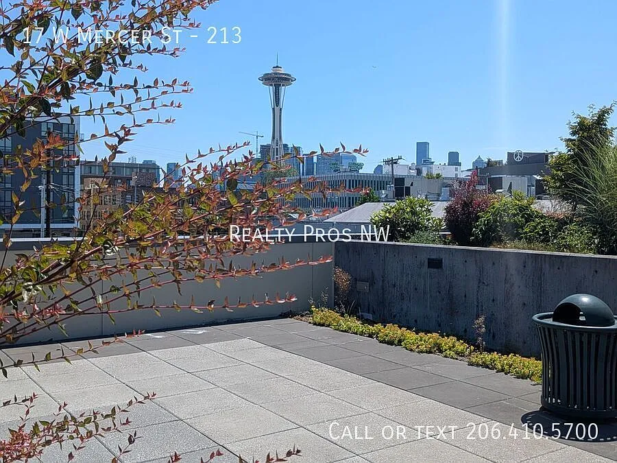 Live in the heart of Lower Queen Anne — Photo 1