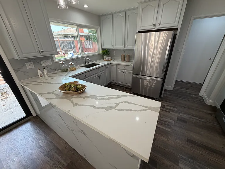 910 Helen Dr — Photo 6
