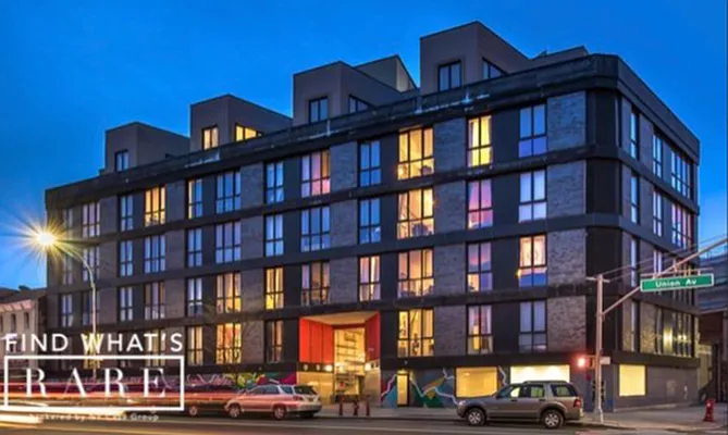 Rented by NY Casa Group | media 24