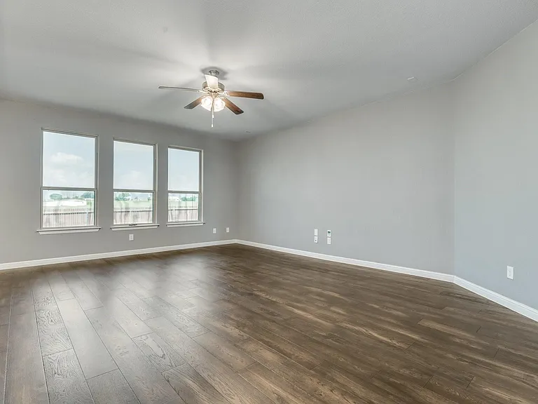 9921 Wynndel Trl — Photo 13