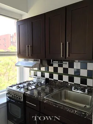 Rented by Town Residential | media 18