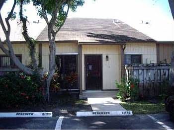 2nd image of 21134 NE 5th Pl