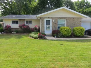 17765 Pansy Ln, Grand Rapids, OH