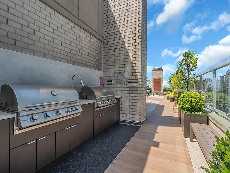 280 Park Ave S #11L — Photo 9