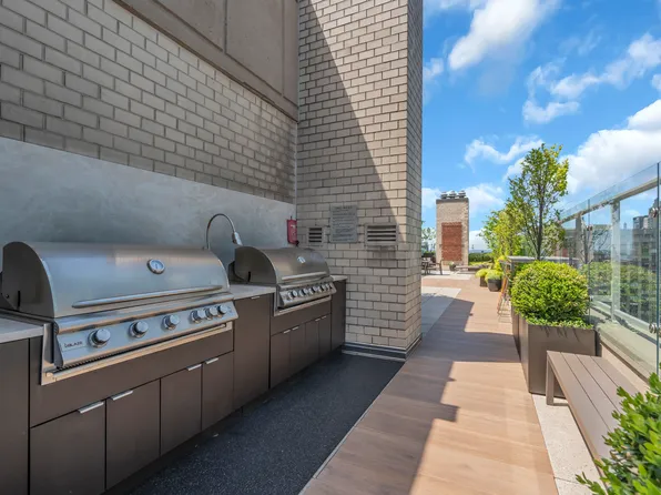 280 Park Avenue South 11K image 14 of 15