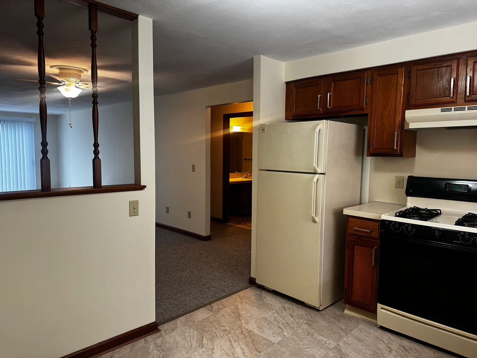 2 bed, 900 sqft, $1,875 — Photo 3
