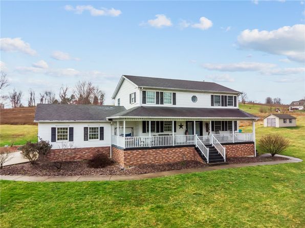 19 Misty Meadows Ln, Uniontown, PA 15401