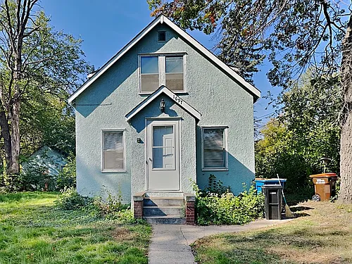 1697 Payne Ave N Photo 1 1697 Payne Ave N Photo 1