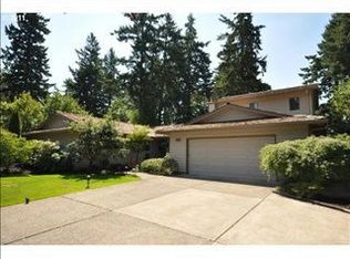 11370 SW Foothill Dr, Portland, OR 97225