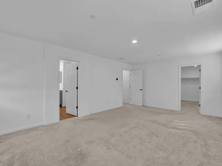 4562 Butterfly Ridge Dr — Photo 25