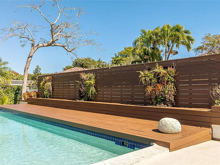 13303 SW 58th Ave — Photo 13