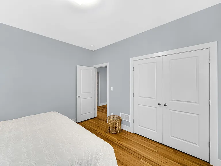 6022 S Eberhart Ave #2N — Photo 14