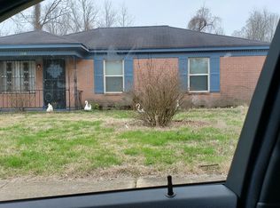 1039 Canary Ln, Memphis, TN 38109