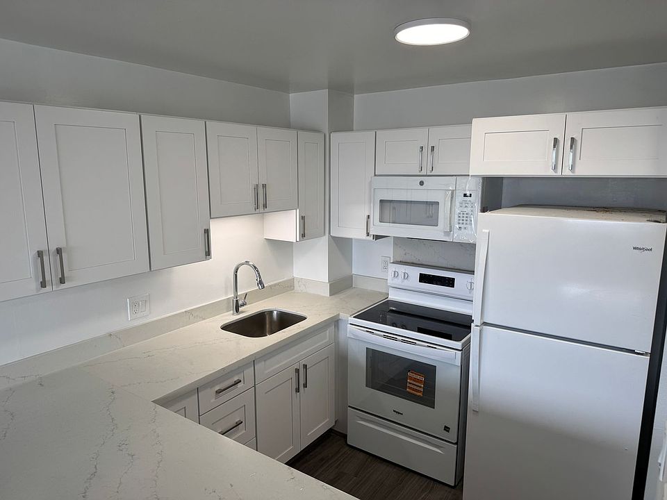 1st image of 55 S Kukui St APT D2512