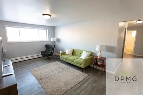 2917 Harwick Photo 1