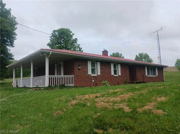 183 Deming Rd, Fleming, OH 45729