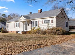 2372 Country Club Rd, Spartanburg, SC 29302