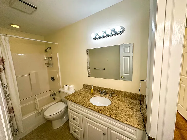 316 6th Ave #1E — Photo 10
