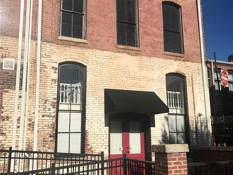 113 N Main St #F — Photo 5
