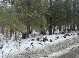 L24000 Hogback Rd, Crown Pt, NY 12928