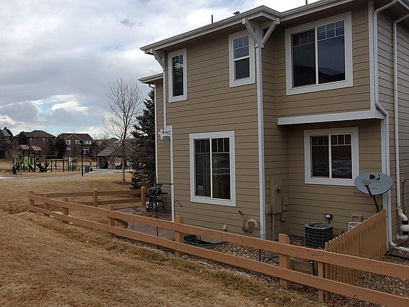 Back of house, with view from the open space park behind the house. You can see Spearwood park directly next to the house.