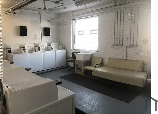 1 bed, 1000 sqft, $1,100 — Photo 3