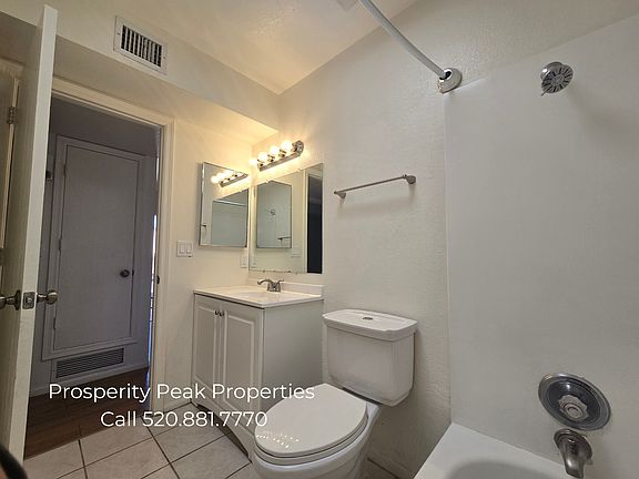 4th image of 4211 E Lee St APT B
