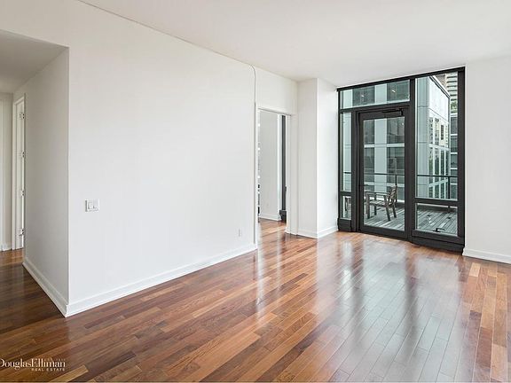5th image of 101 Warren St #550