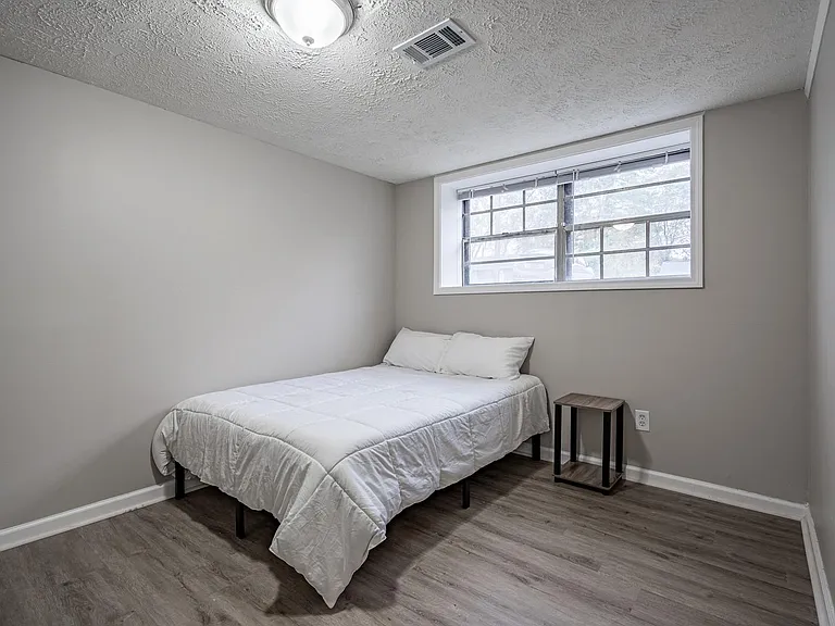 Conley Dr — Photo 1
