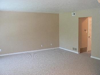 4th image of 1966 Goldsmith Ln APT 2