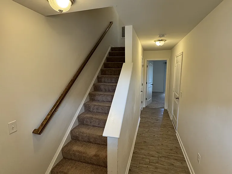 172 Drexel Ct #1 — Photo 3