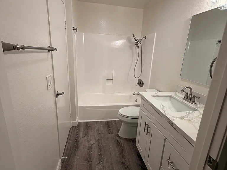 6064 Rancho Mission Rd #454 — Photo 10