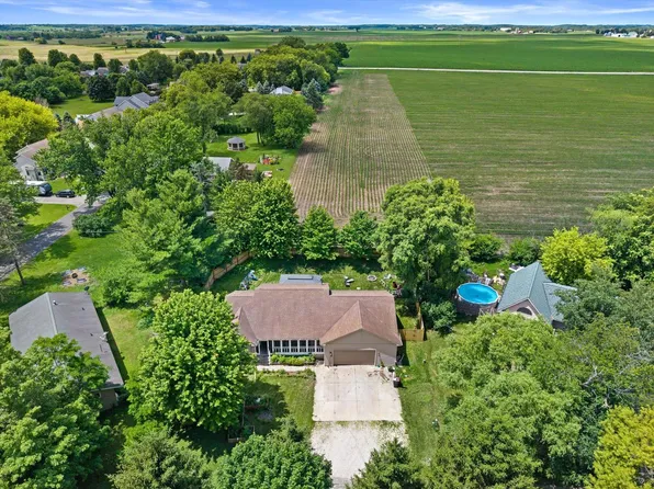 N6515 Aspen ROAD, Elkhorn, WI 53121